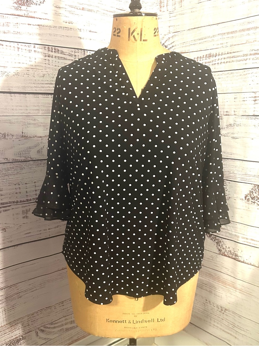 Kasper Black White Polka Dot Flutter Sleeve Blouse Women’s 1X